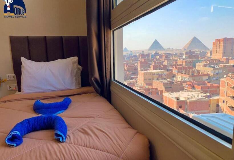 اتاق لوکس, Hola Pyramids Inn