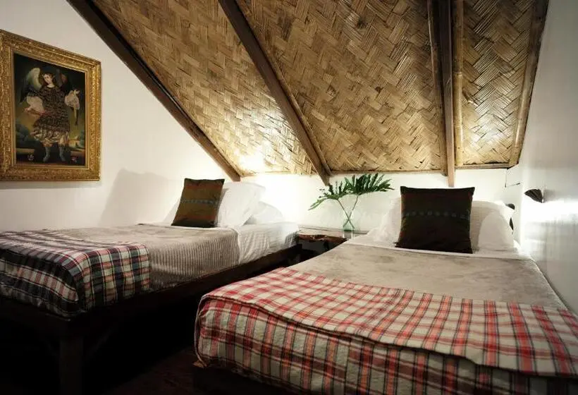 デラックスルーム, Banahaw Circle Nature Retreat