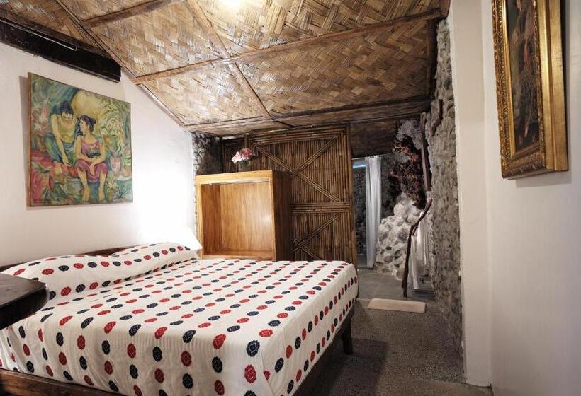 패밀리 룸 공용 욕실, Banahaw Circle Nature Retreat