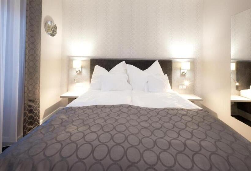 标准间, Bubble Hotel és Rendezvényközpont