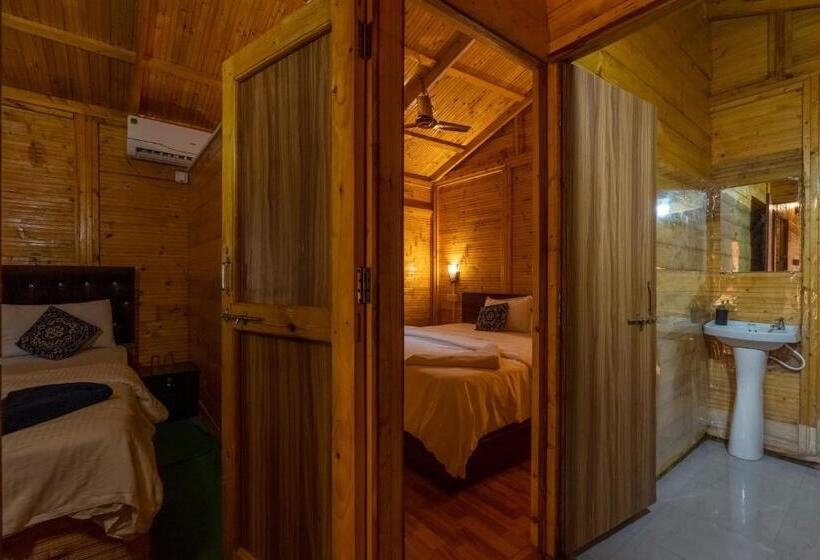 חדר משפחתי, Hitide Beach Resort