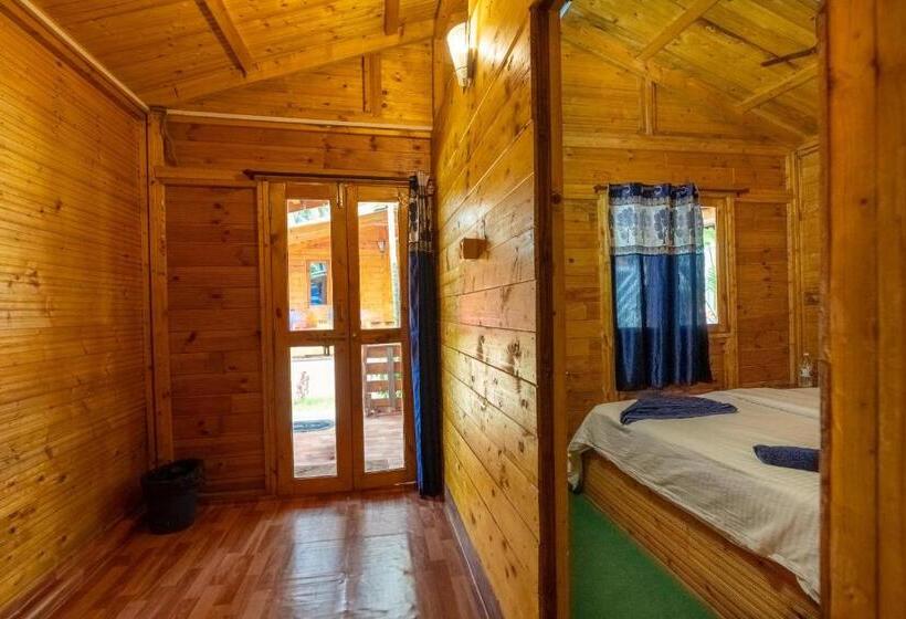 חדר משפחתי, Hitide Beach Resort