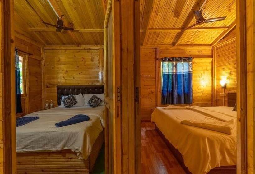 חדר משפחתי, Hitide Beach Resort