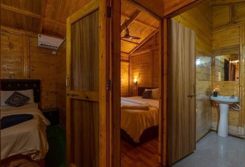 חדר משפחתי, Hitide Beach Resort