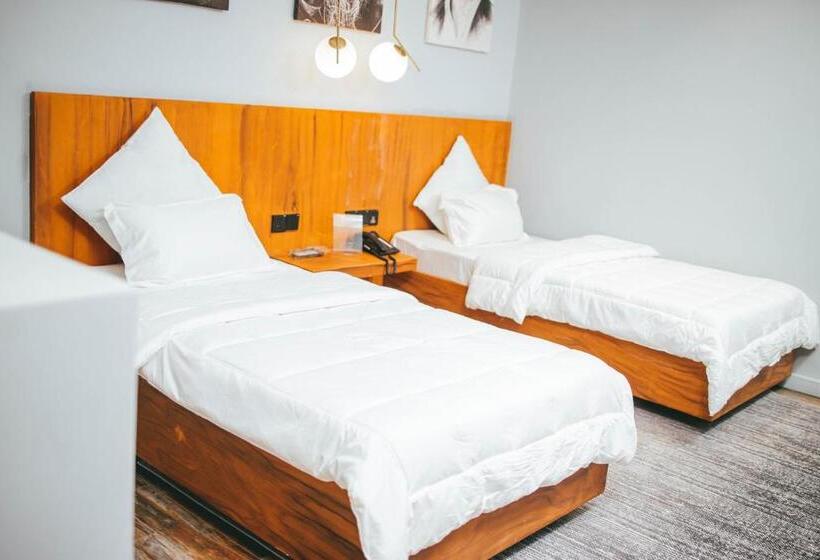 جناح عائلي, Burundi Palace Boutique