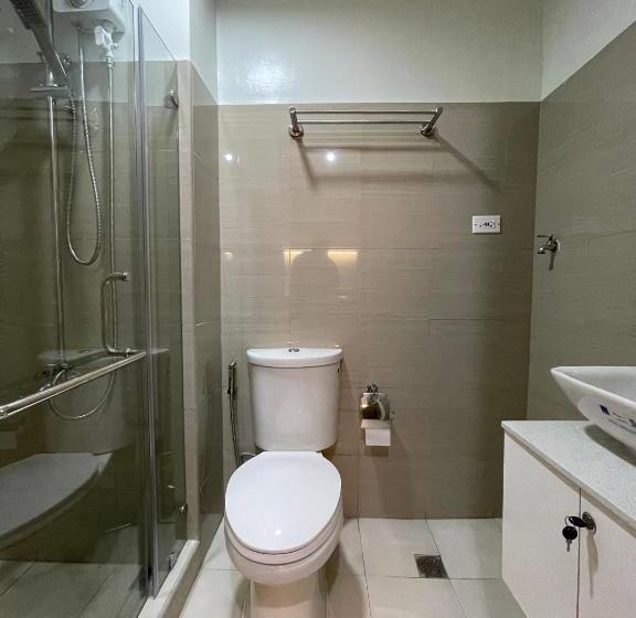 Четырехместный Номер Стандарт, Homefort At Shore 2 Residences