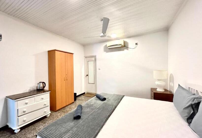 스탠다드 트리플 룸, Sundays