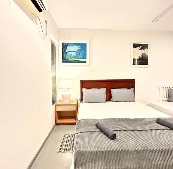 스탠다드 트리플 룸, Sundays