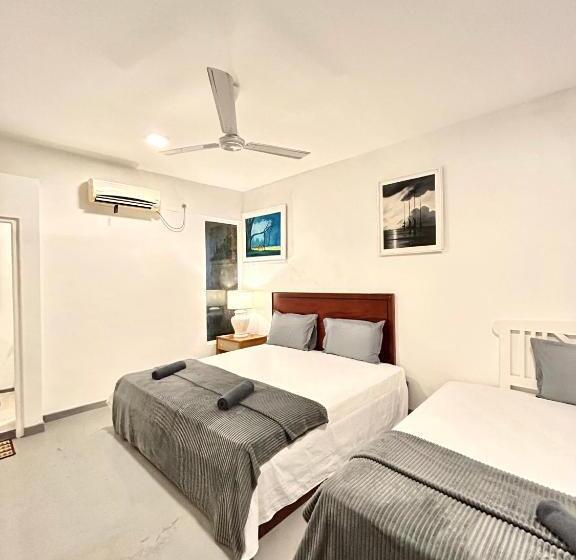 스탠다드 트리플 룸, Sundays