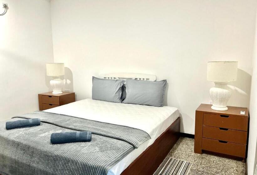 스탠다드 트리플 룸, Sundays