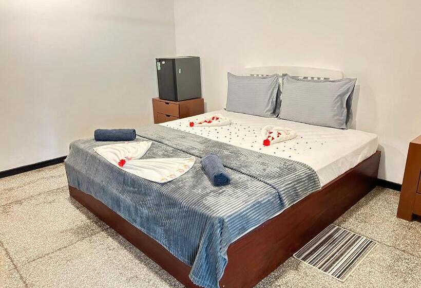 스탠다드 룸 가든 전망, Sundays