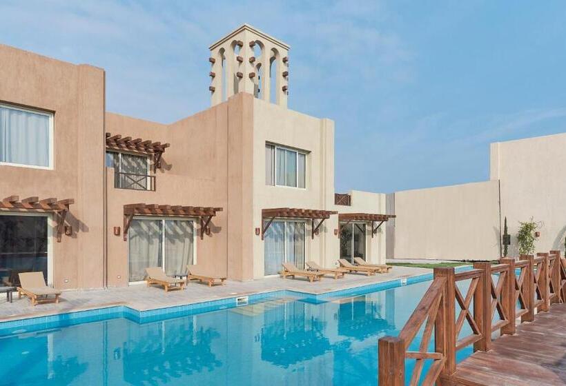 Standard swim-up room, True Beach Resort
