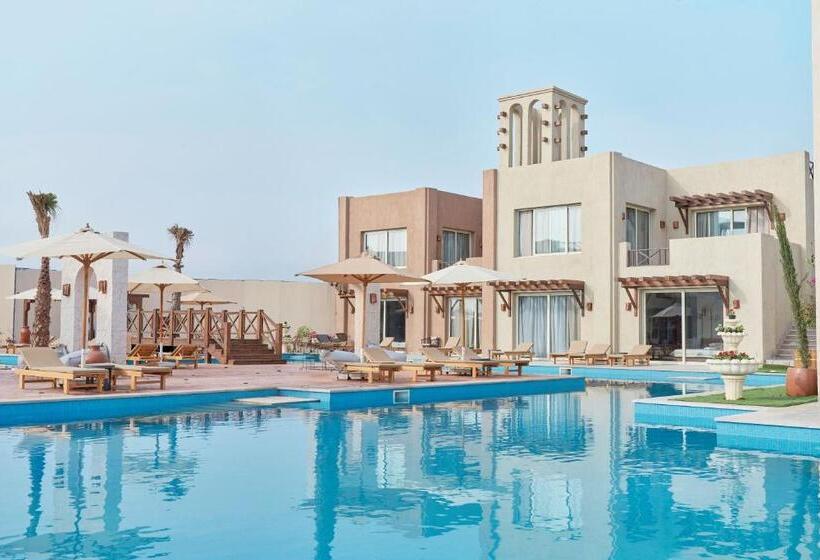 سوییت جونیور, True Beach Resort