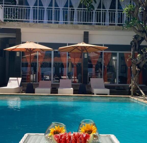 Номер Deluxe Вид на Море, Villa Agung Beach Inn