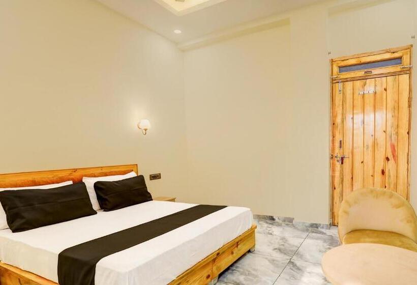 Трехместный Номер Классика, Oyo Hotel Ganga Safari