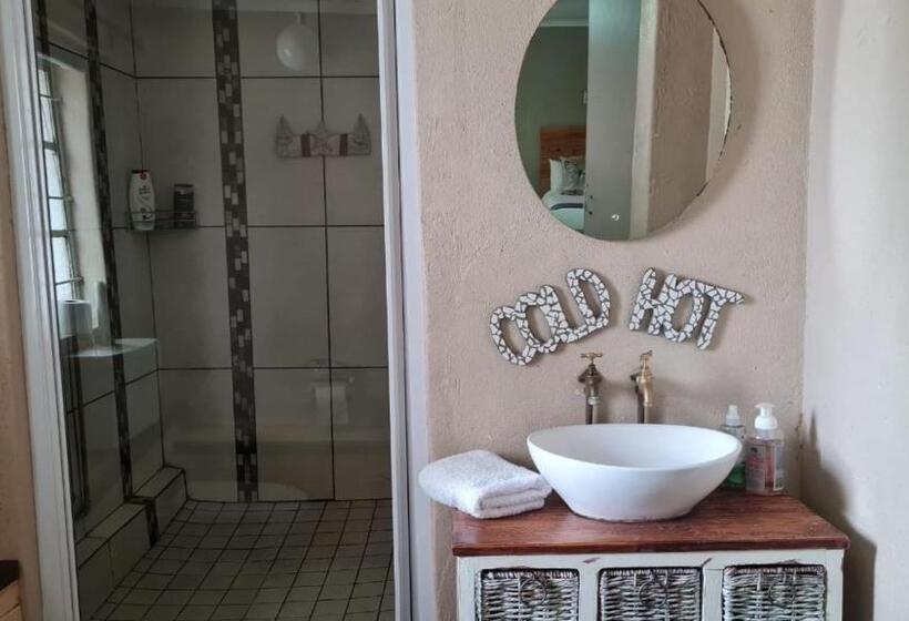 غرفة عائلية, Lavender Blue Guesthouse