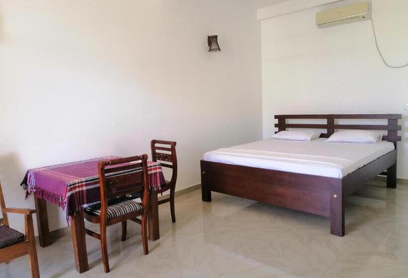 Номер Deluxe, Neem Tree Ambalangoda