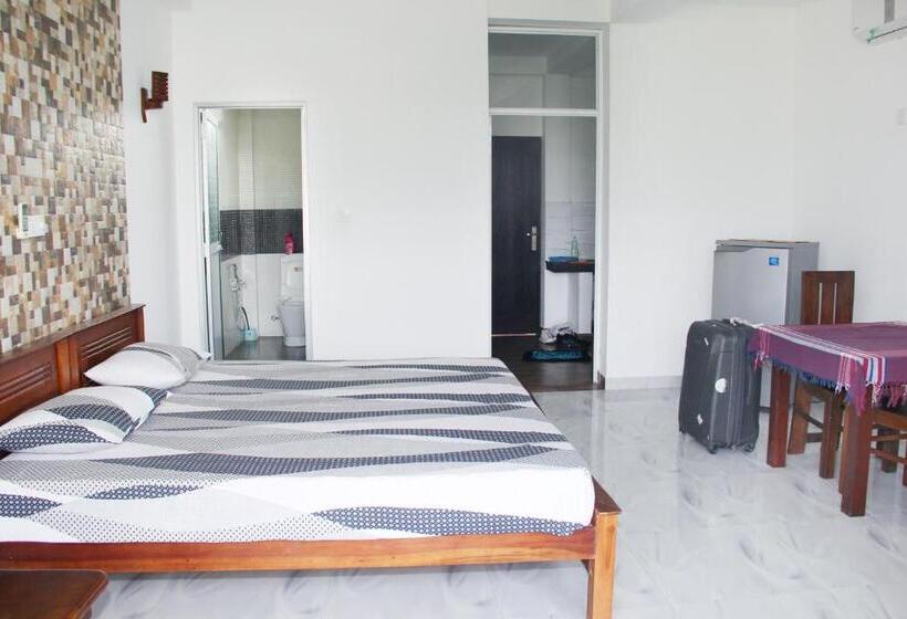 غرفة قياسية مطلّة علي البحر, Neem Tree Ambalangoda