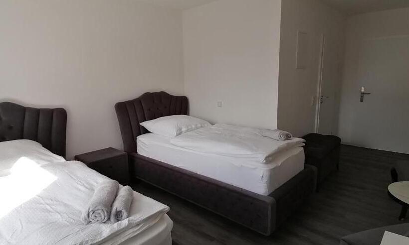 Номер Стандарт, Pension Lahntal