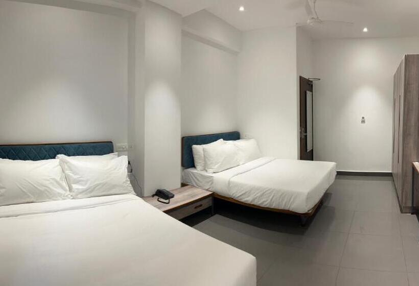 标准间, Shoolin Palace