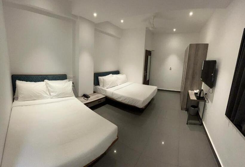 标准间, Shoolin Palace