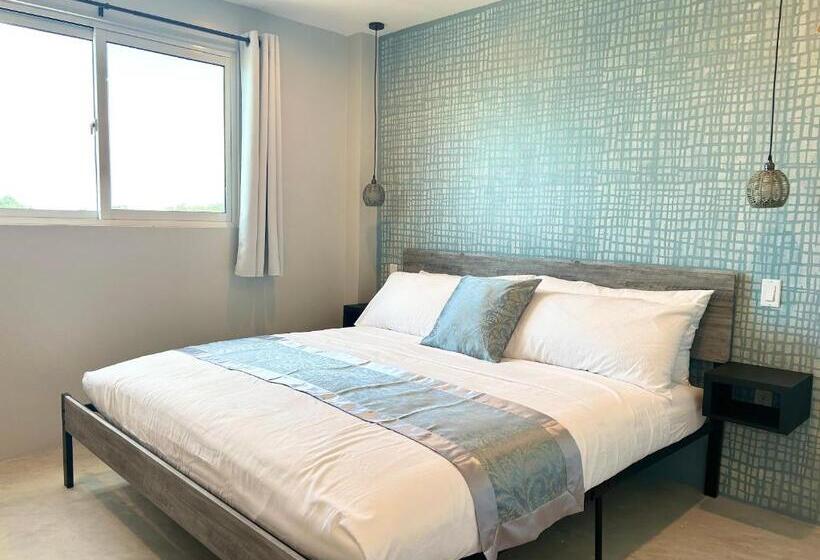 Апартаменты 3 Спальни, Villas Secreta Beachfront Resort