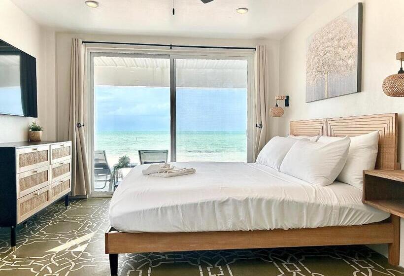 شقة غرفة واحدة, Villas Secreta Beachfront Resort