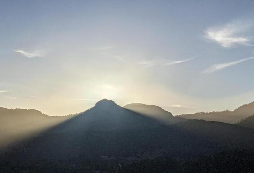 اتاق خانوادگی, Gîte De Montagne Azilane