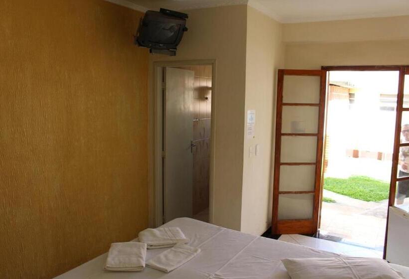 Standaard Driepersoonskamer, Pousada Da Fonte