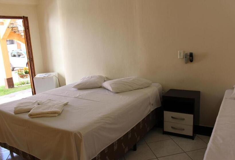 Standaard Driepersoonskamer, Pousada Da Fonte