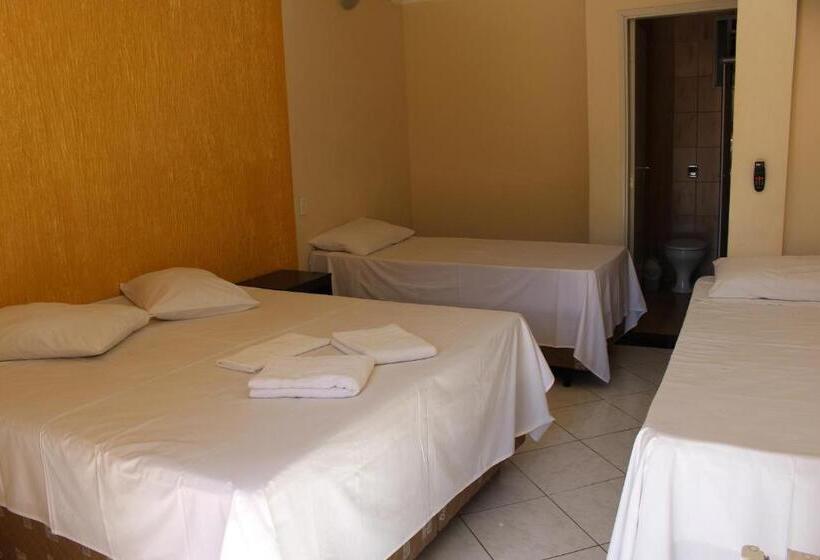 Standaard Vierpersoonskamer, Pousada Da Fonte