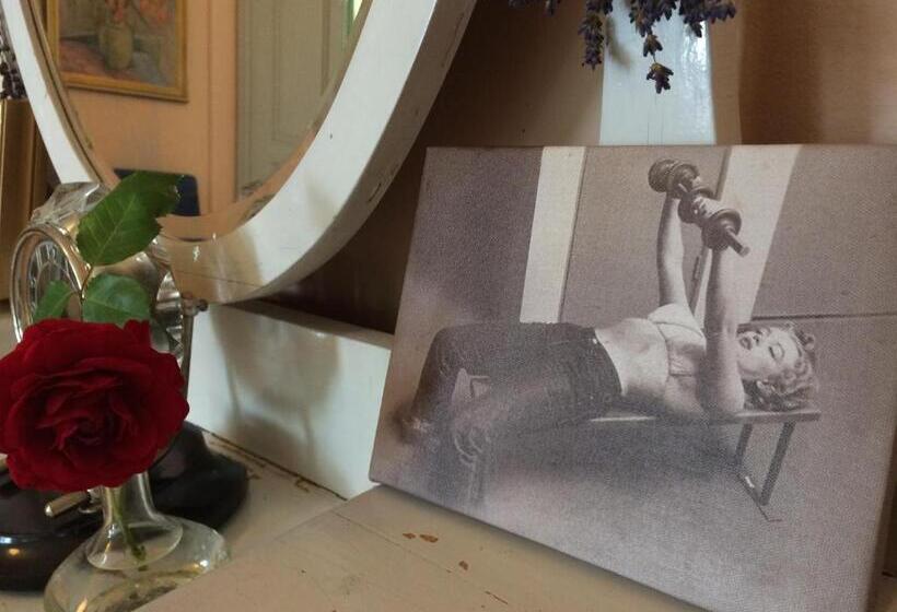 غرفة ديلوكس مطلّة علي البحر, B&b Direktörsvillan Oaxen