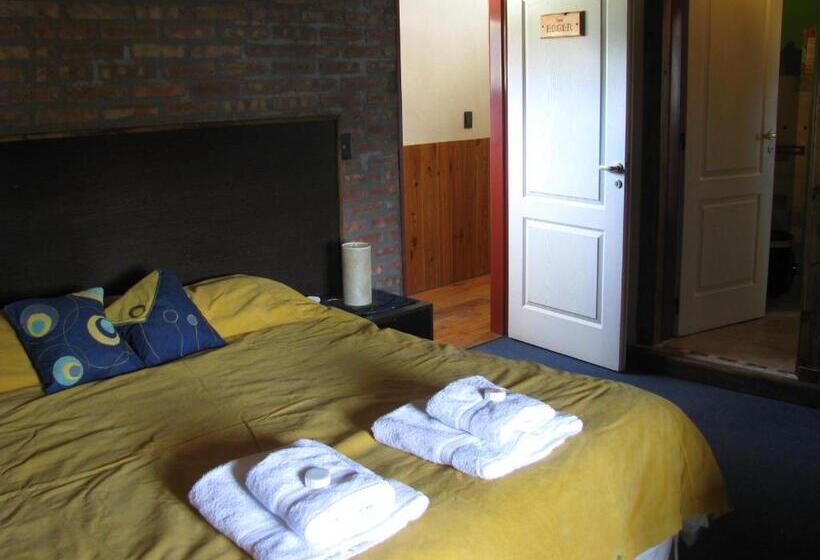 스탠다드 룸 산 전망, Patagonicus