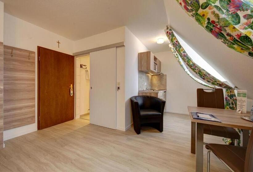 Апартаменты 1 Спальня, City Appartement Deutschmeister