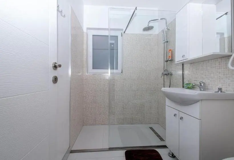 آپارتمان 1 خوابه با بالکن, Hazam Apartmani