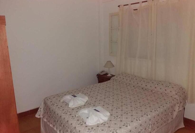 דירת חדר, Pinar Del Sol