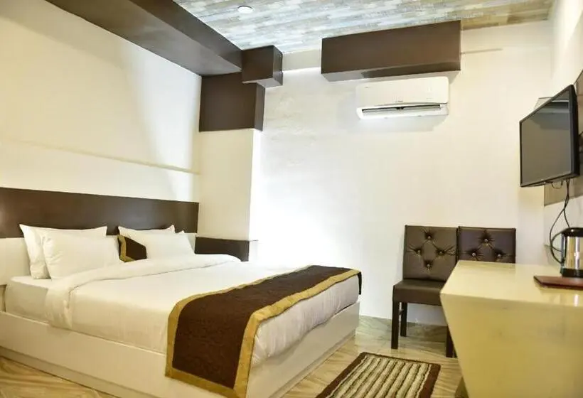 Deluxe Room, Pinnacle