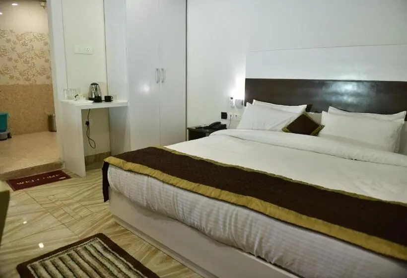 Deluxe Room, Pinnacle