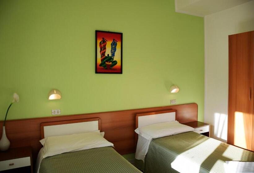 シングルベーシックルーム, Ristorante Da Marco