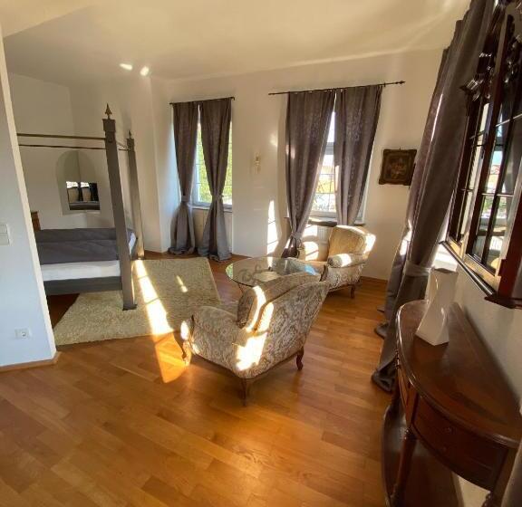 חדר סטנדרט, Schloss Hainfeld