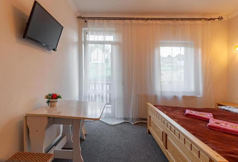 غرفة قياسية, Villa Oros