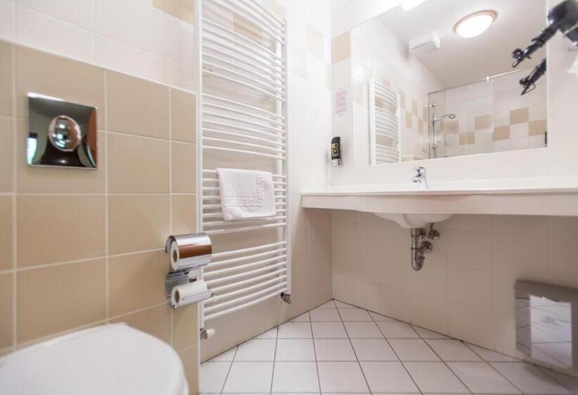 标准间, Vinař Kurdějov