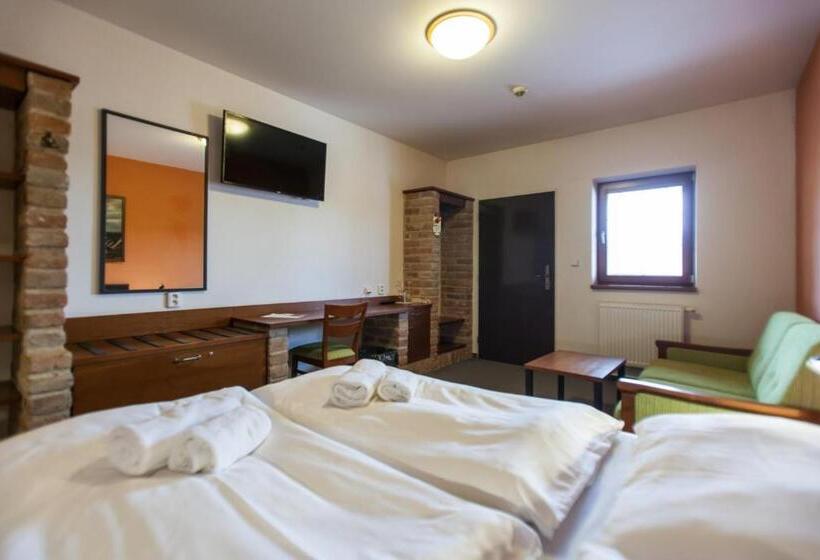 标准间, Vinař Kurdějov