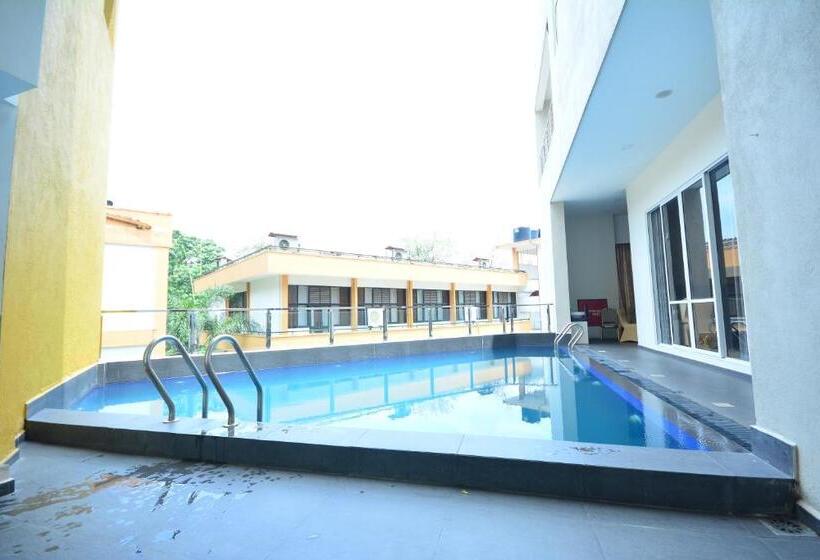 디럭스 룸, Kethumathee Hotel & Banquet