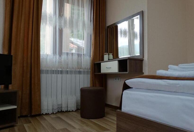 اتاق لوکس, къща за гости гаджакови