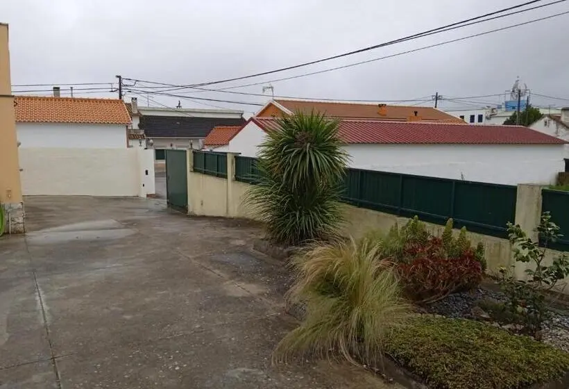 Talo 2 Makuuhuonetta, Alcôa House