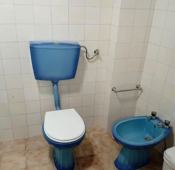 Talo 2 Makuuhuonetta, Alcôa House