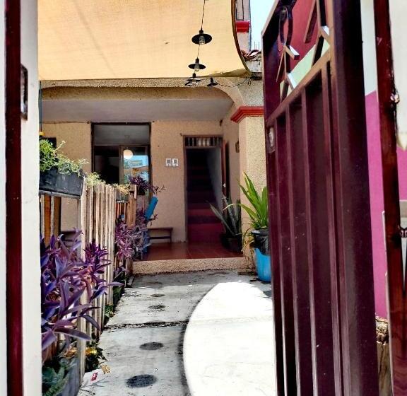 غرفة قياسية, Aroma A Cafe