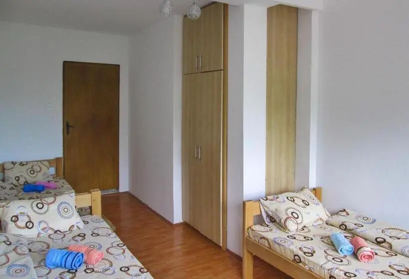اتاق استاندارد سه نفره, Guesthouse Mirkovic