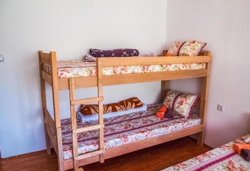 اتاق استاندارد چهار تخته, Guesthouse Mirkovic